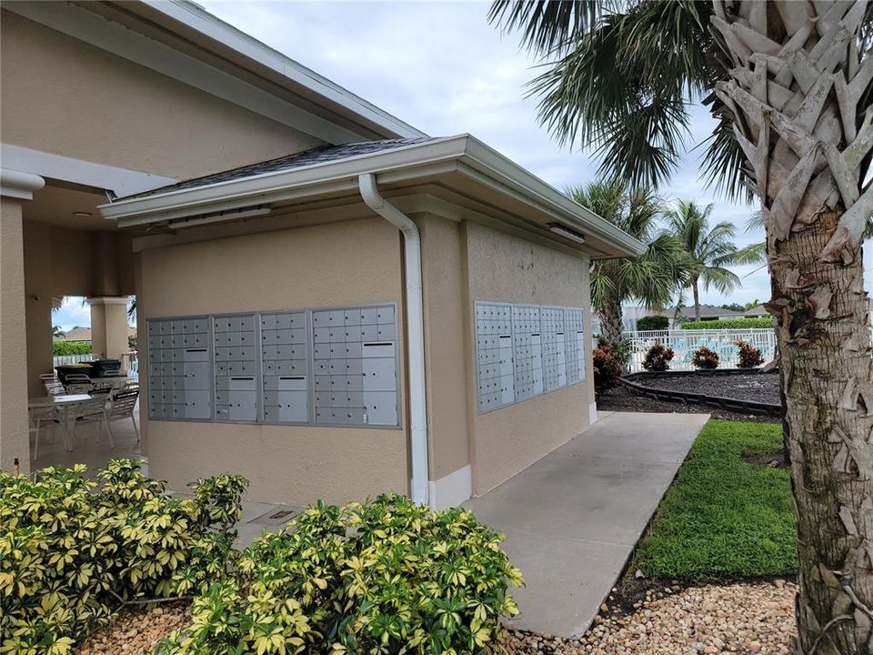 For Sale: $289,900 (3 beds, 2 baths, 1621 Square Feet)