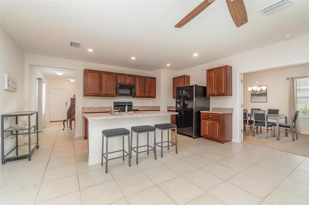 For Sale: $289,900 (3 beds, 2 baths, 1621 Square Feet)