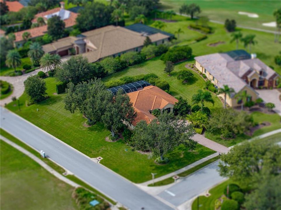 En Venta: $849,900 (3 camas, 3 baños, 2586 Pies cuadrados)