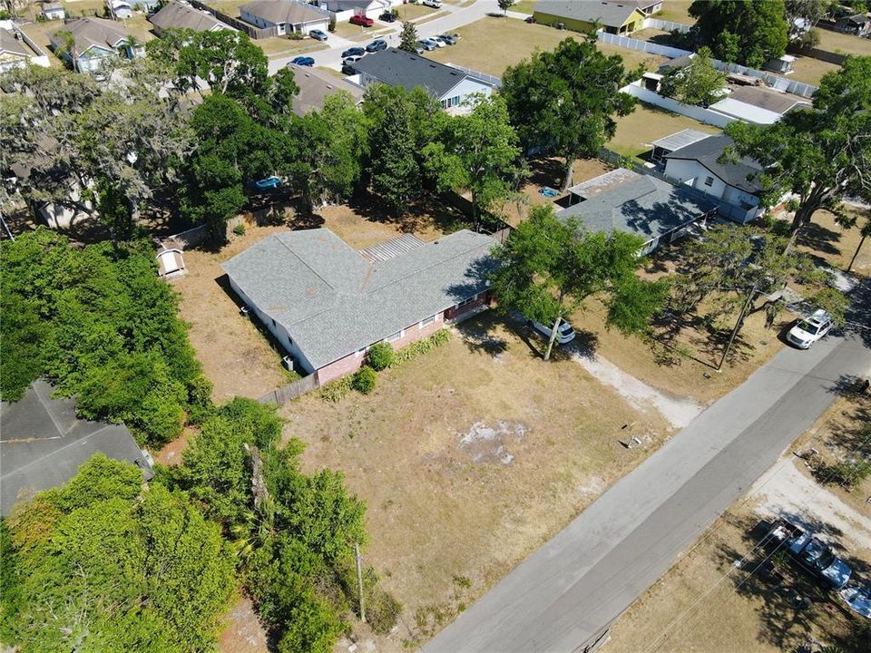 For Rent: $3,200 (5 beds, 3 baths, 3006 Square Feet)