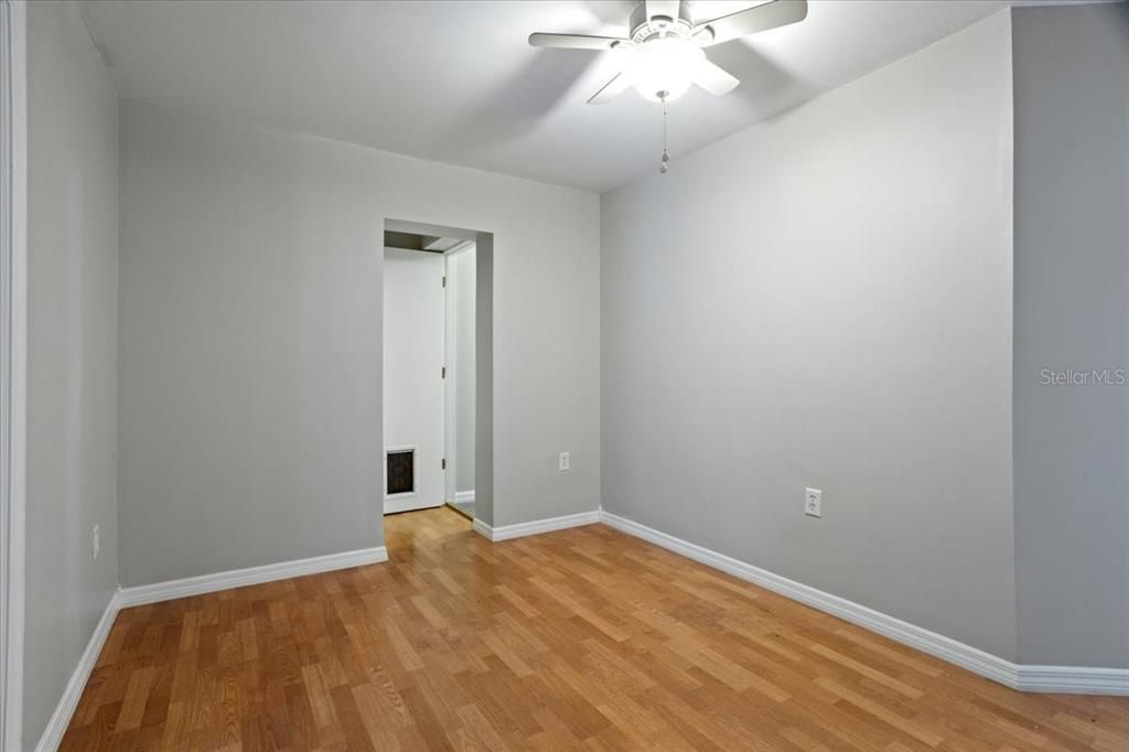 For Rent: $3,200 (5 beds, 3 baths, 3006 Square Feet)