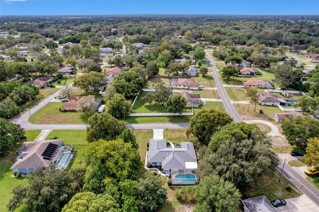 合同活跃: $350,000 (3 贝兹, 2 浴室, 1824 平方英尺)