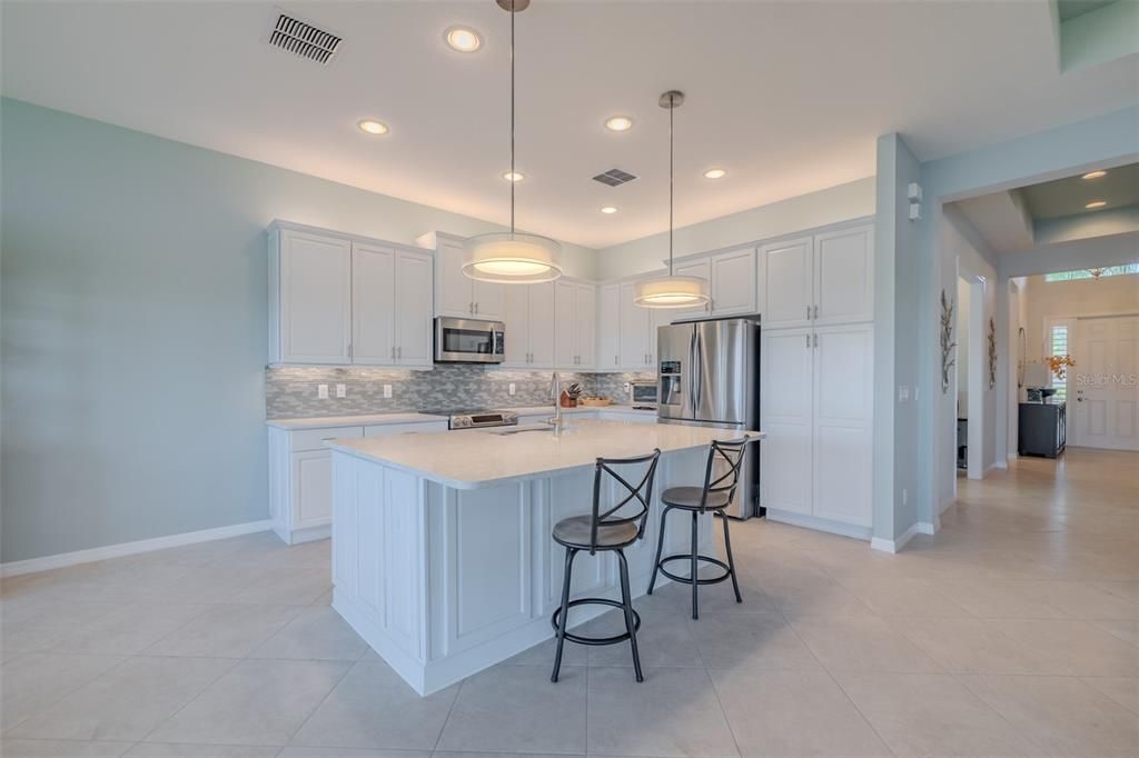 На продажу: $535,000 (2 спален, 3 ванн, 2362 Квадратных фут)