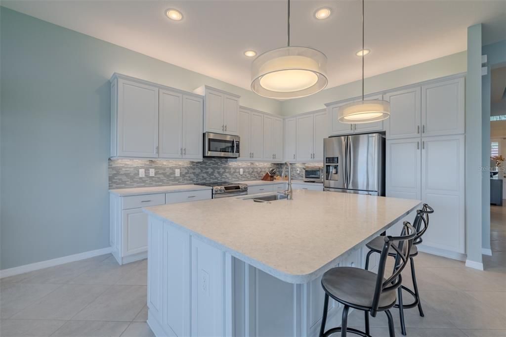 На продажу: $535,000 (2 спален, 3 ванн, 2362 Квадратных фут)