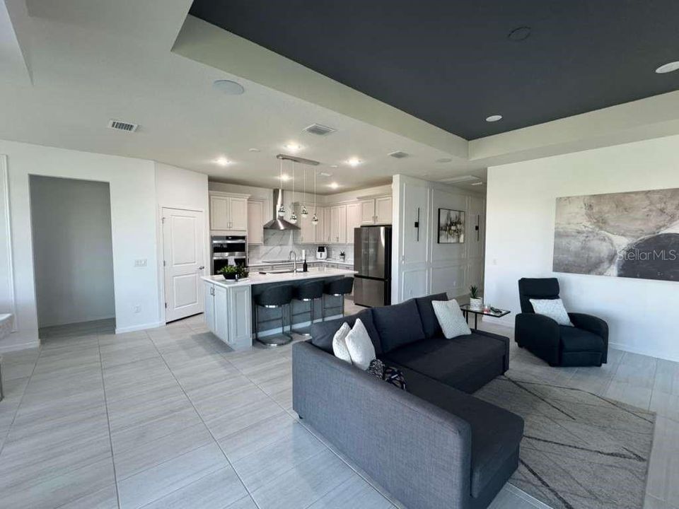 For Rent: $3,350 (3 beds, 2 baths, 2084 Square Feet)