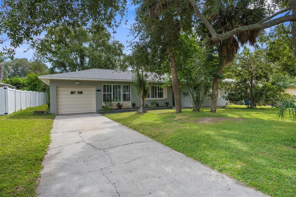 Vendido Recientemente: $350,000 (3 camas, 1 baños, 1205 Pies cuadrados)