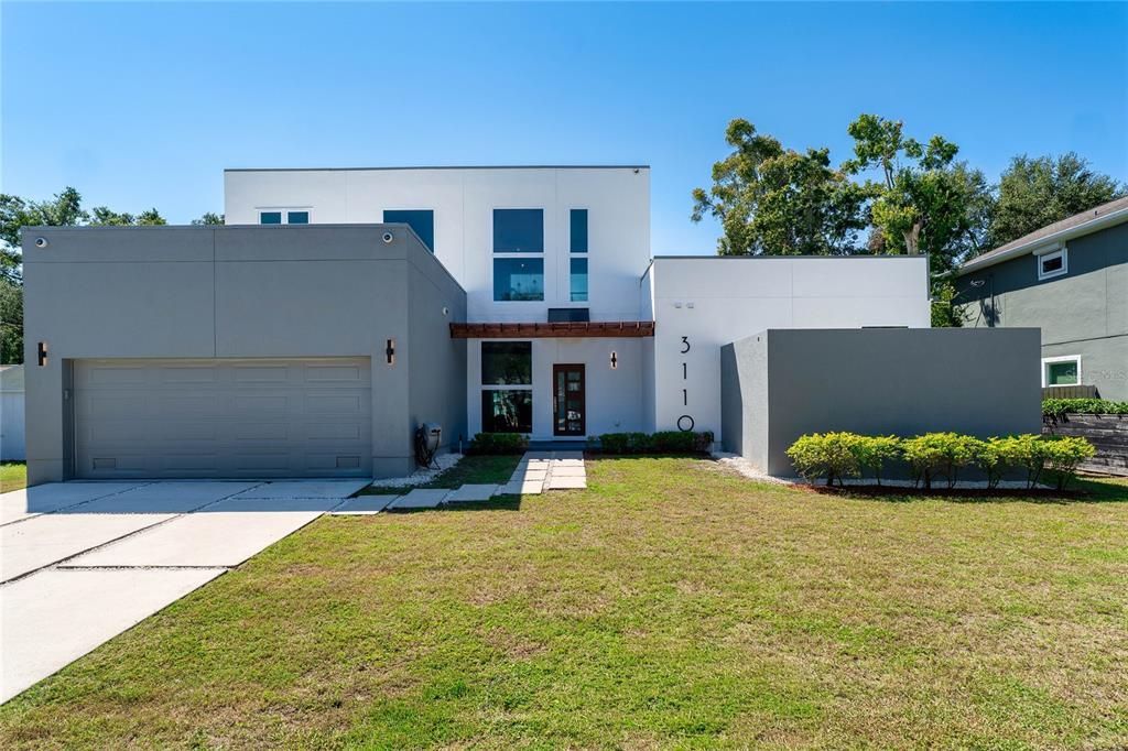 Activo con contrato: $929,000 (4 camas, 3 baños, 2540 Pies cuadrados)