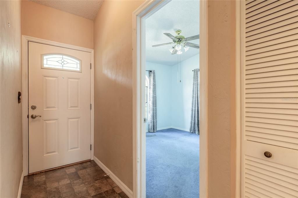 Active With Contract: $230,000 (3 beds, 2 baths, 1192 Square Feet)