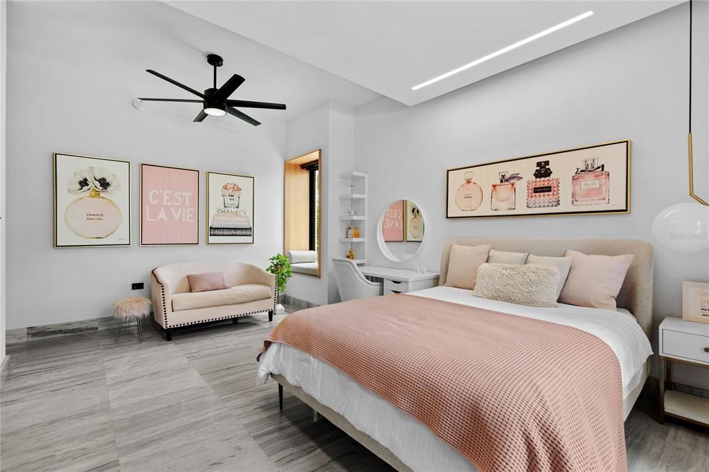 Activo con contrato: $4,995,000 (4 camas, 4 baños, 4046 Pies cuadrados)