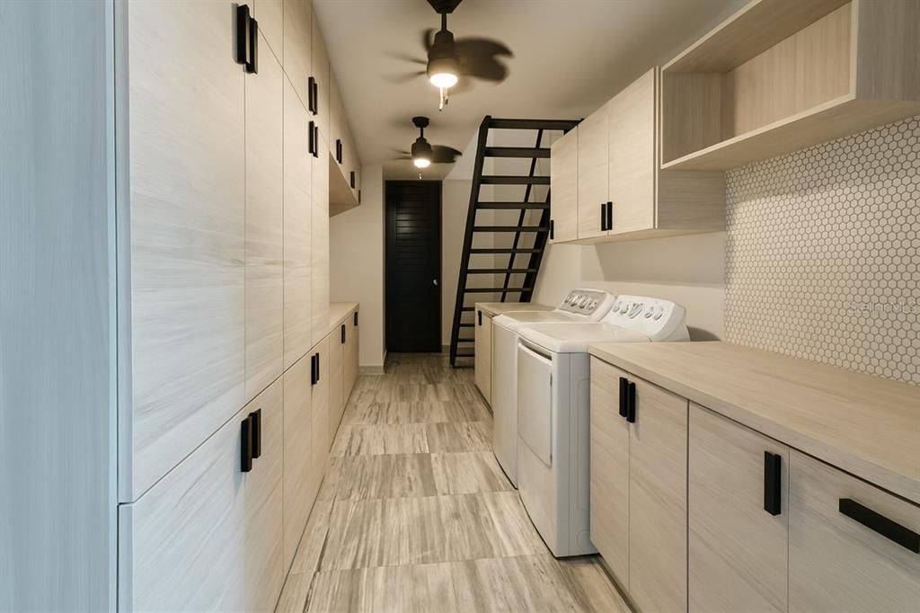 Activo con contrato: $4,995,000 (4 camas, 4 baños, 4046 Pies cuadrados)