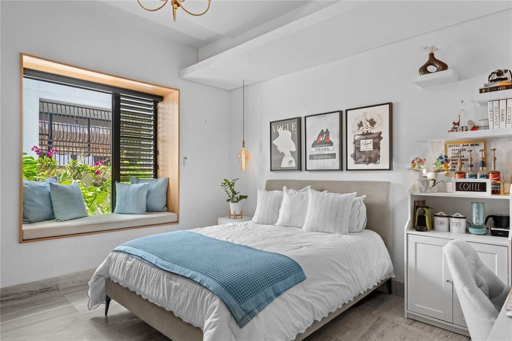 Activo con contrato: $4,995,000 (4 camas, 4 baños, 4046 Pies cuadrados)