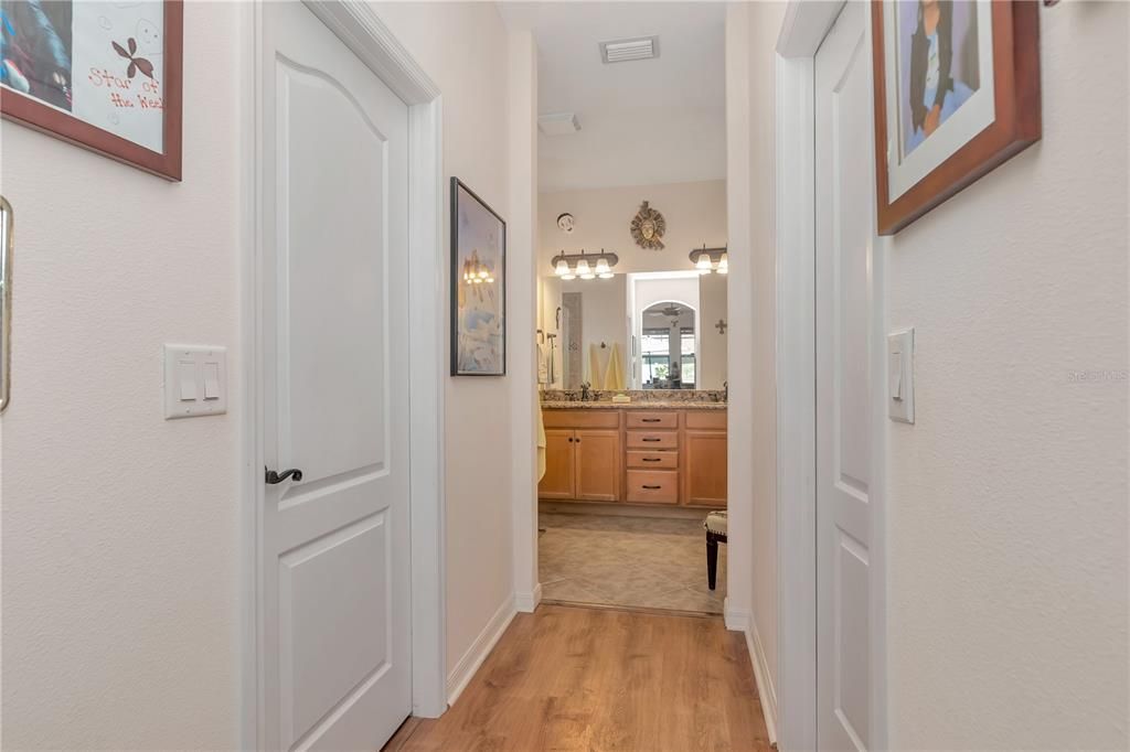 For Sale: $475,000 (3 beds, 2 baths, 2103 Square Feet)