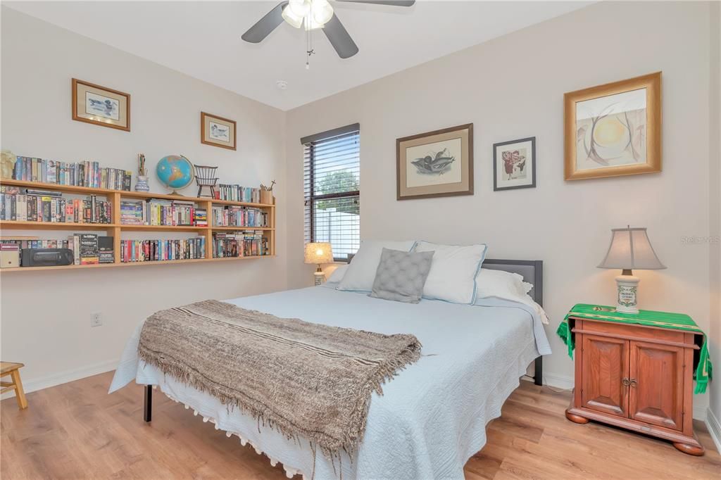 For Sale: $475,000 (3 beds, 2 baths, 2103 Square Feet)