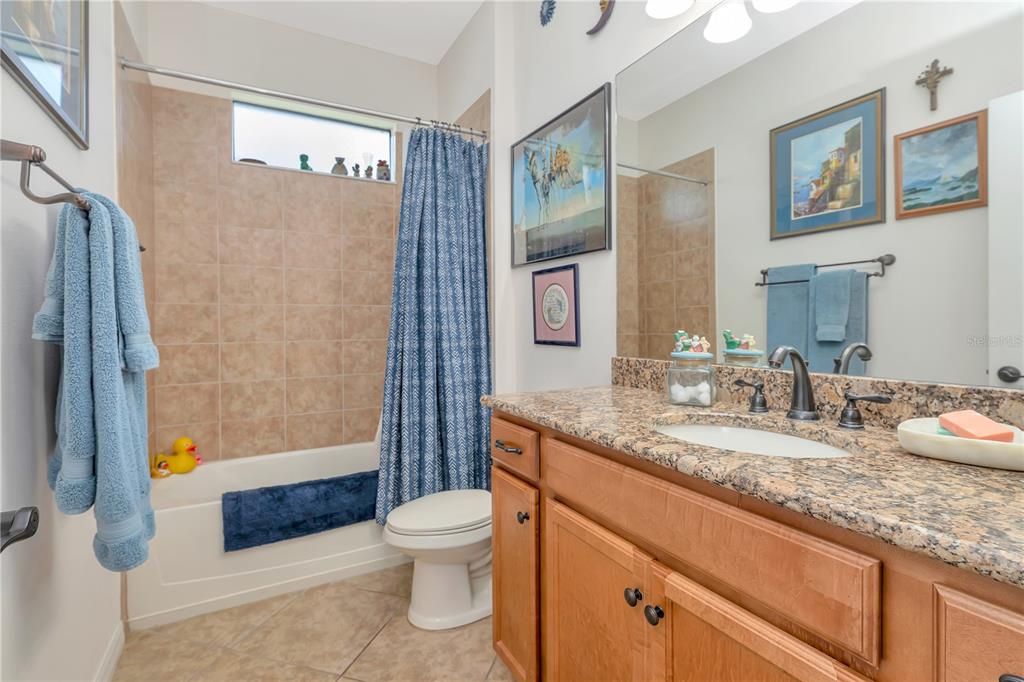 For Sale: $475,000 (3 beds, 2 baths, 2103 Square Feet)