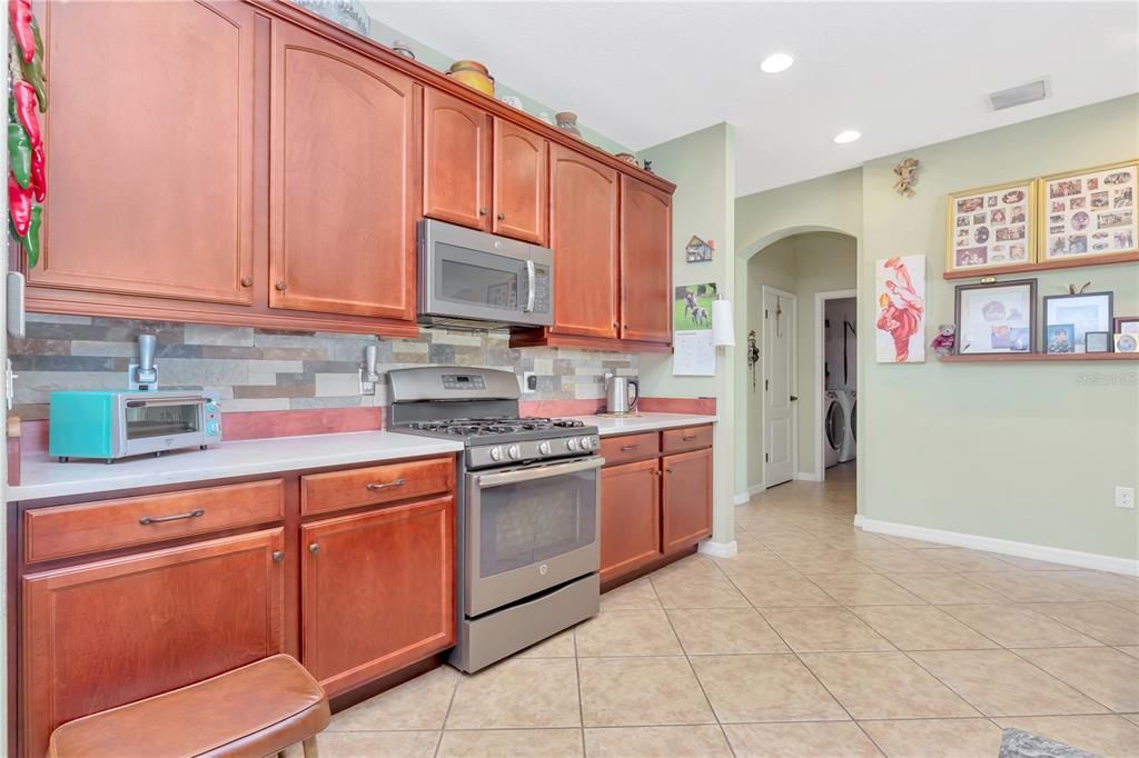 For Sale: $475,000 (3 beds, 2 baths, 2103 Square Feet)