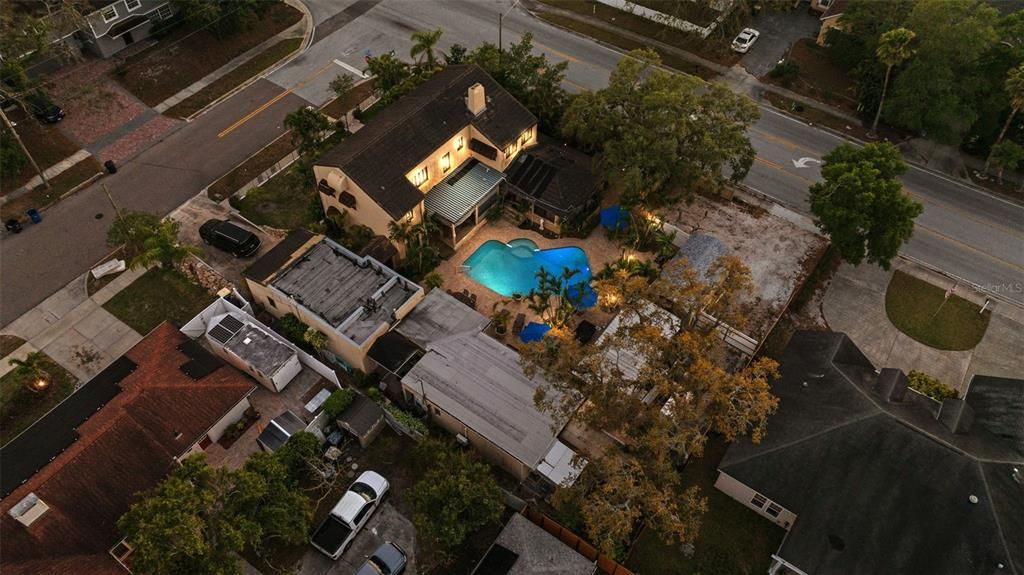 For Sale: $1,499,000 (6 beds, 5 baths, 3850 Square Feet)