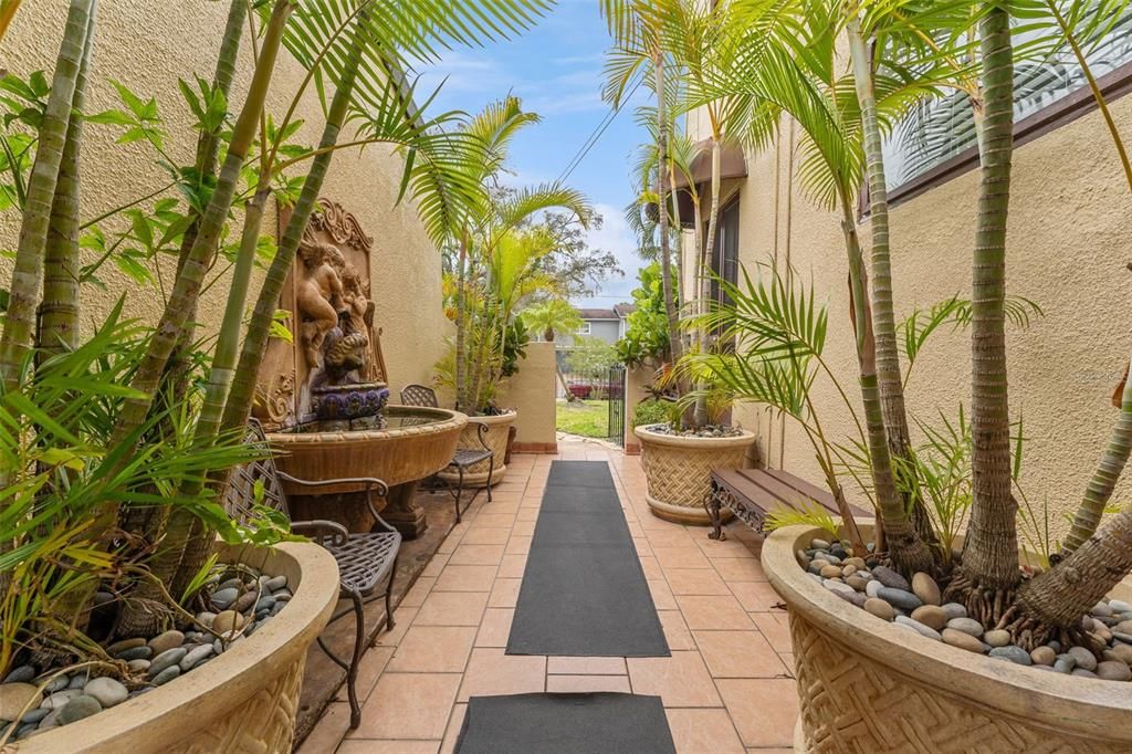 For Sale: $1,499,000 (6 beds, 5 baths, 3850 Square Feet)