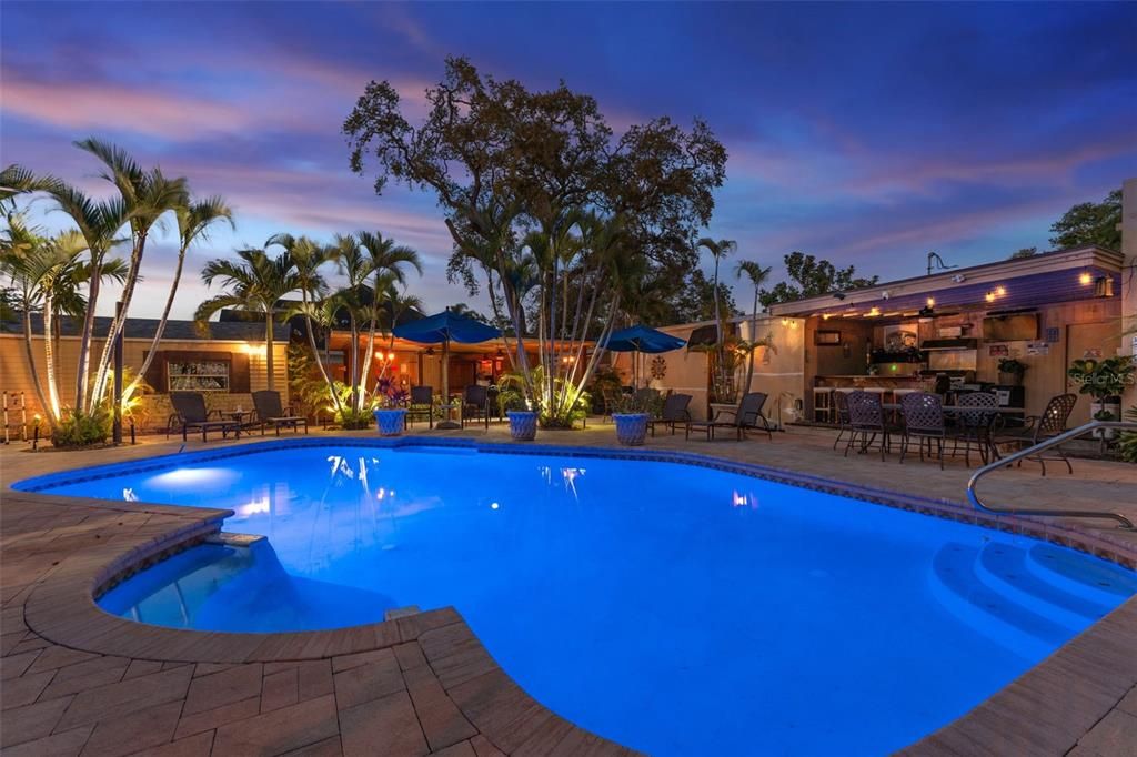 For Sale: $1,499,000 (6 beds, 5 baths, 3850 Square Feet)