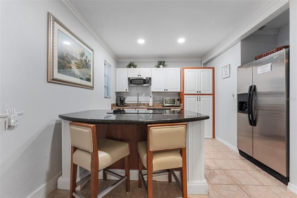 For Sale: $1,499,000 (6 beds, 5 baths, 3850 Square Feet)