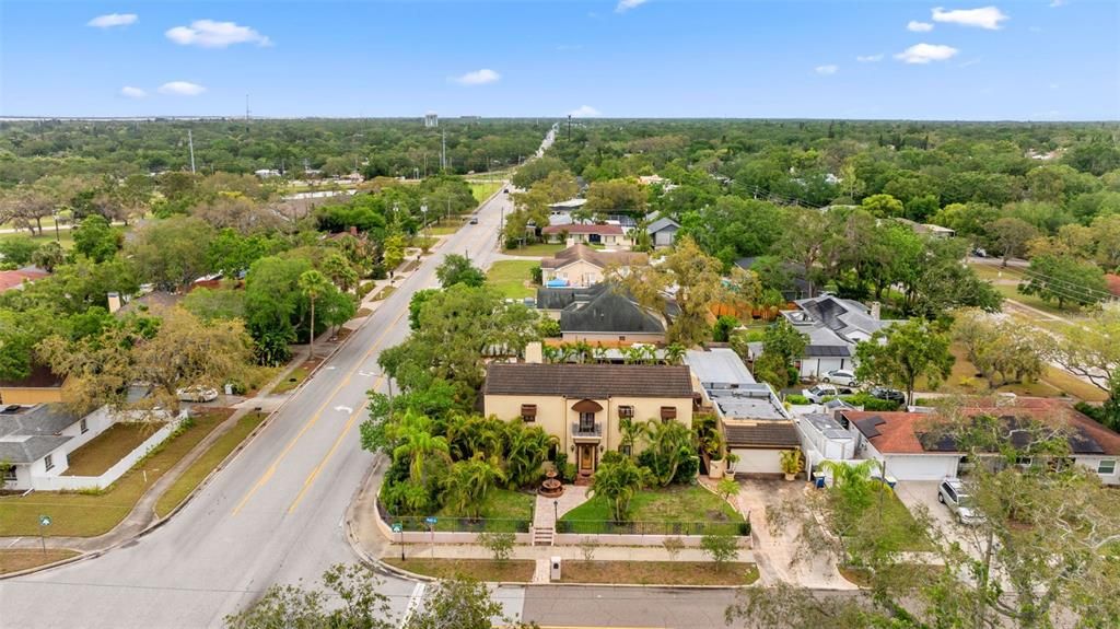 For Sale: $1,499,000 (6 beds, 5 baths, 3850 Square Feet)