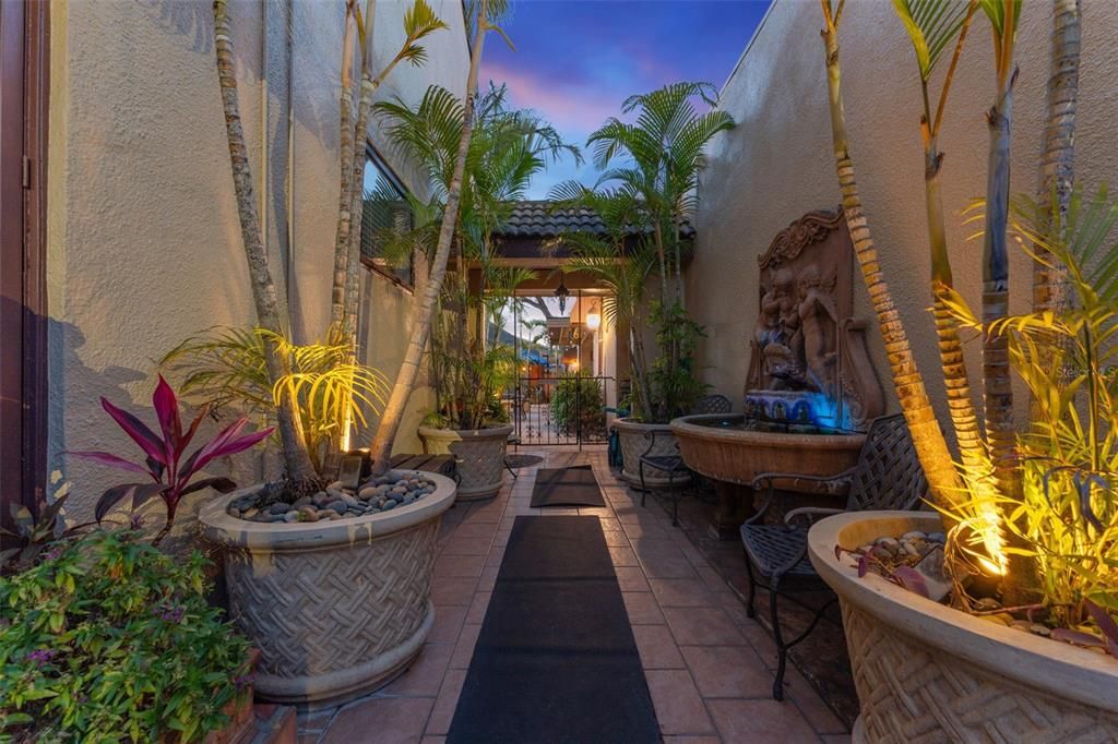 For Sale: $1,499,000 (6 beds, 5 baths, 3850 Square Feet)