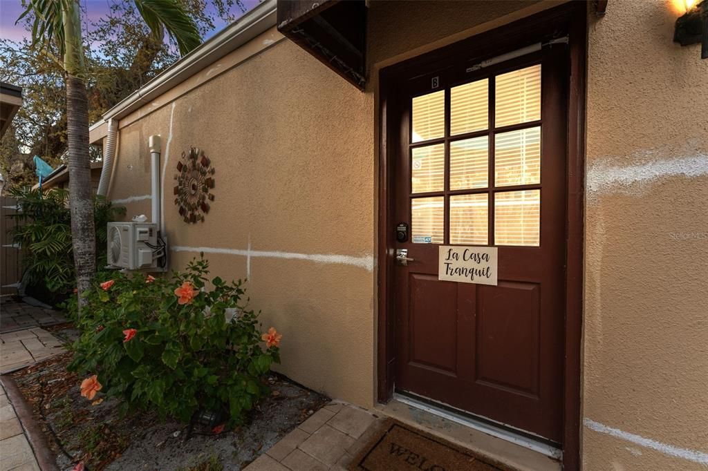 For Sale: $1,499,000 (6 beds, 5 baths, 3850 Square Feet)