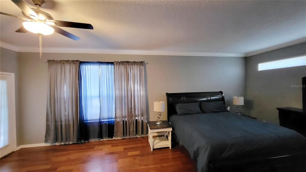 For Sale: $589,900 (4 beds, 3 baths, 2656 Square Feet)