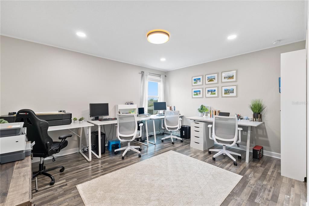 На продажу: $759,000 (5 спален, 3 ванн, 3683 Квадратных фут)