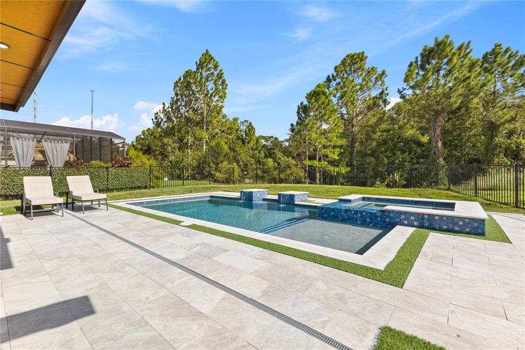 На продажу: $759,000 (5 спален, 3 ванн, 3683 Квадратных фут)