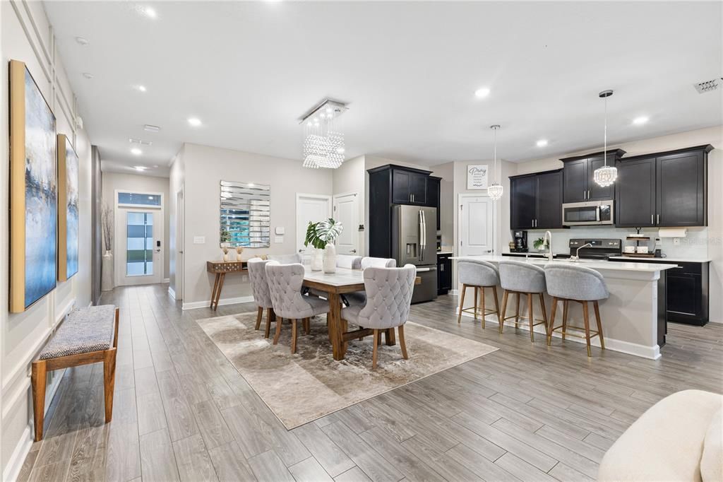 На продажу: $759,000 (5 спален, 3 ванн, 3683 Квадратных фут)