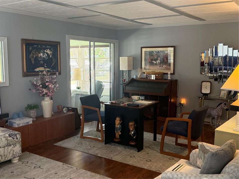 For Sale: $189,000 (3 beds, 2 baths, 1344 Square Feet)