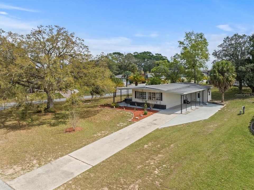 合同活跃: $179,000 (2 贝兹, 2 浴室, 1344 平方英尺)