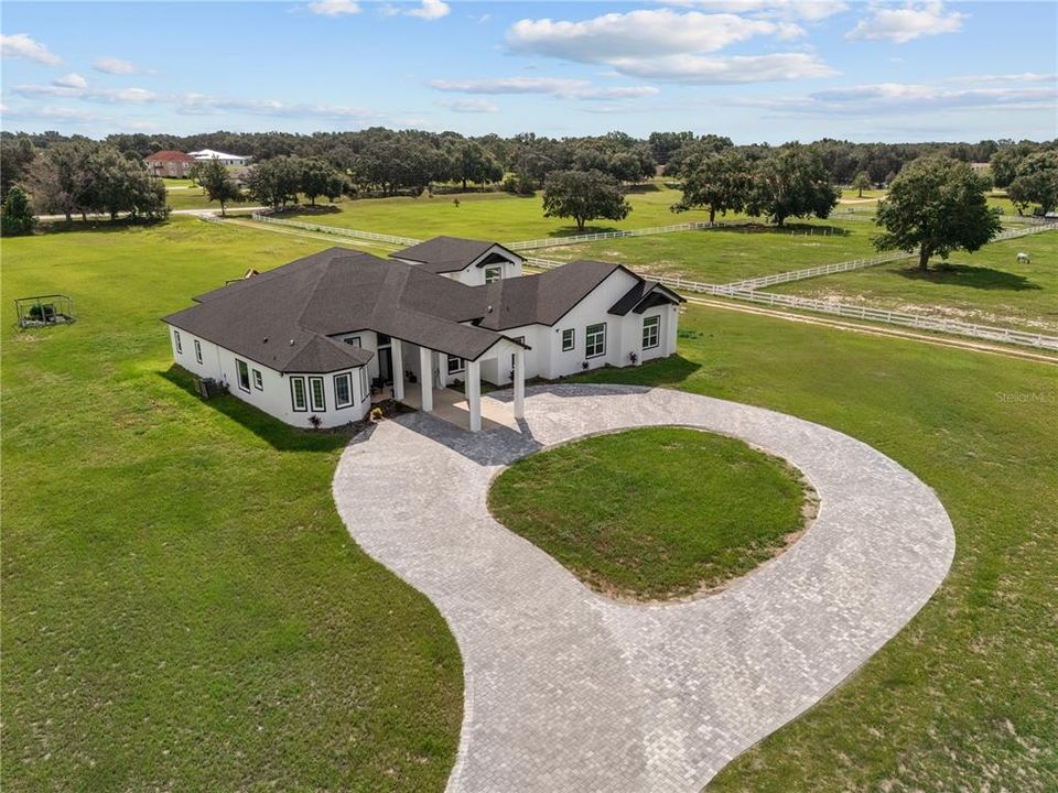 待售: $1,650,000 (7 贝兹, 5 浴室, 5566 平方英尺)