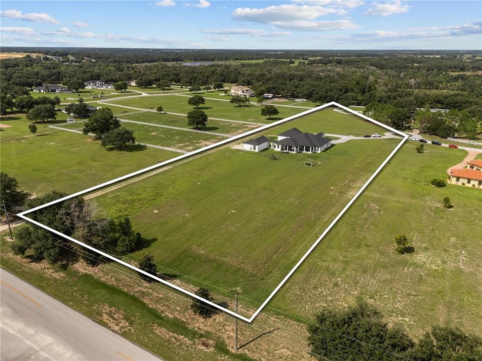 待售: $1,650,000 (7 贝兹, 5 浴室, 5566 平方英尺)