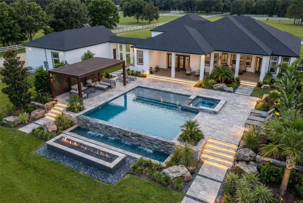 На продажу: $1,650,000 (7 спален, 5 ванн, 5566 Квадратных фут)