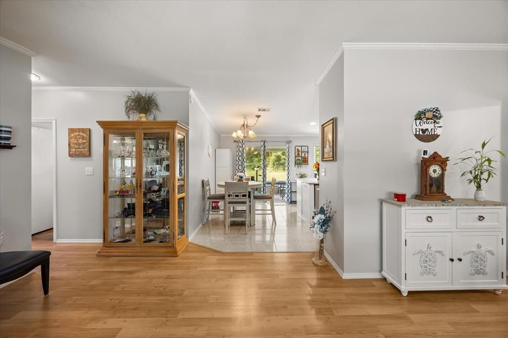 待售: $263,900 (3 贝兹, 2 浴室, 1560 平方英尺)