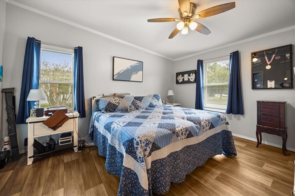 待售: $263,900 (3 贝兹, 2 浴室, 1560 平方英尺)