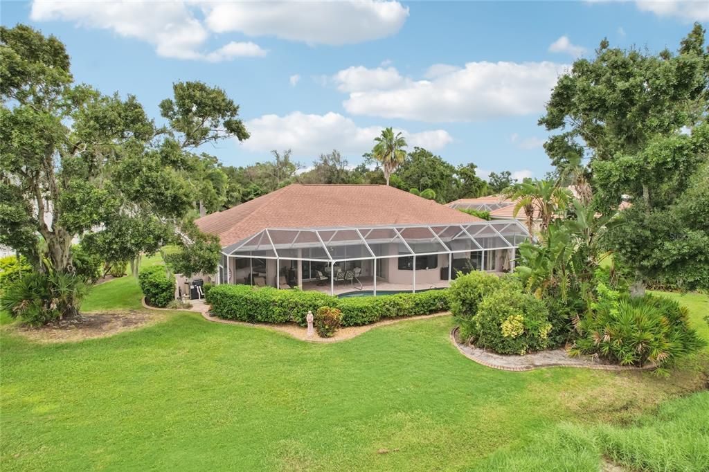 合同活跃: $615,000 (3 贝兹, 2 浴室, 2431 平方英尺)