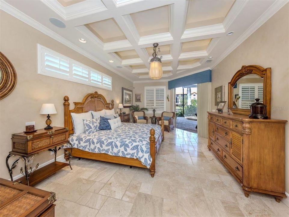 Active With Contract: $1,100,000 (3 beds, 2 baths, 2601 Square Feet)