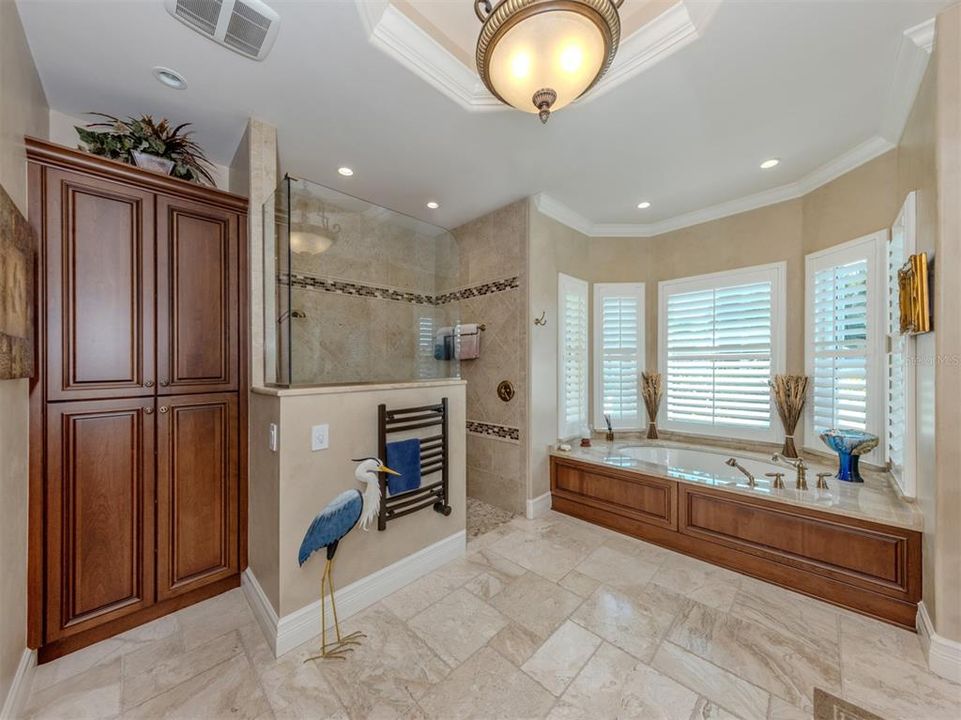 Active With Contract: $1,100,000 (3 beds, 2 baths, 2601 Square Feet)