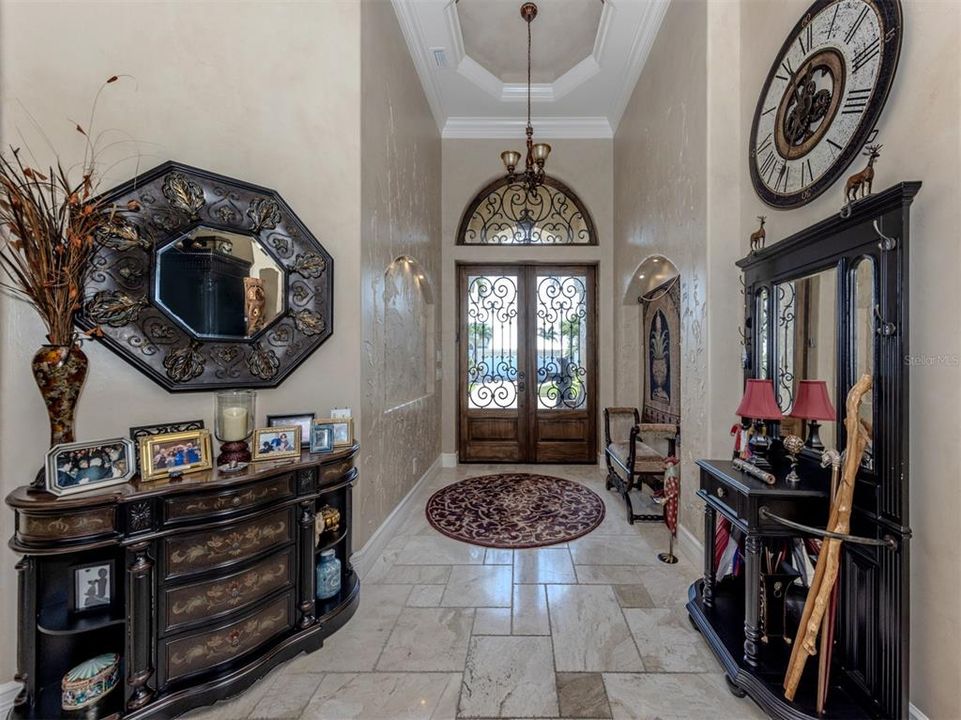 Active With Contract: $1,100,000 (3 beds, 2 baths, 2601 Square Feet)