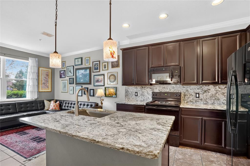 待售: $318,000 (3 贝兹, 2 浴室, 1595 平方英尺)