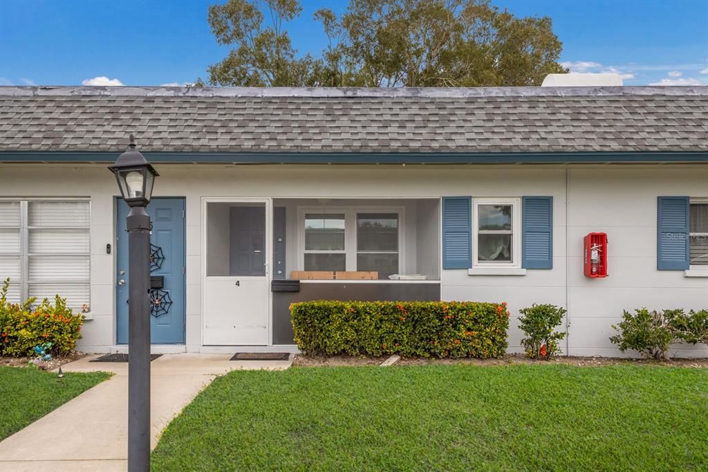 待售: $149,900 (1 贝兹, 1 浴室, 598 平方英尺)