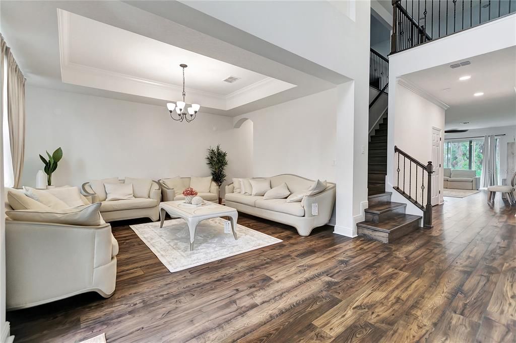 Active With Contract: $1,120,000 (7 beds, 5 baths, 5506 Square Feet)