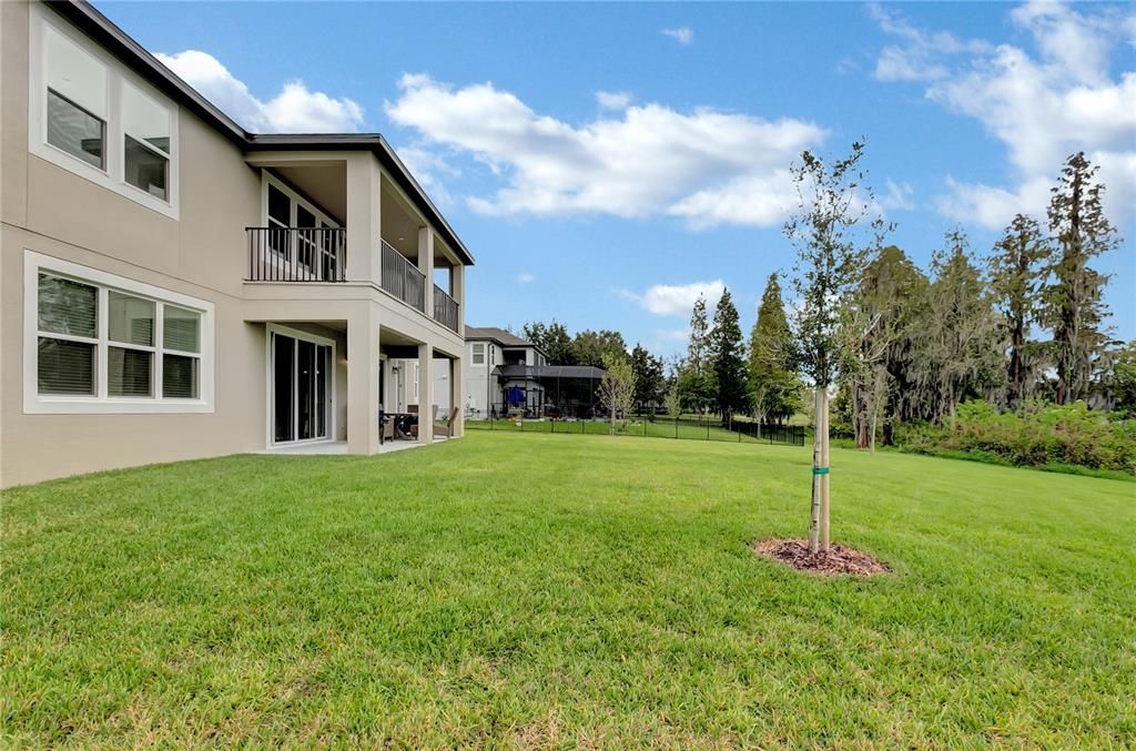 Active With Contract: $1,120,000 (7 beds, 5 baths, 5506 Square Feet)