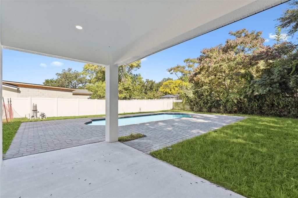 For Sale: $730,000 (4 beds, 2 baths, 2350 Square Feet)