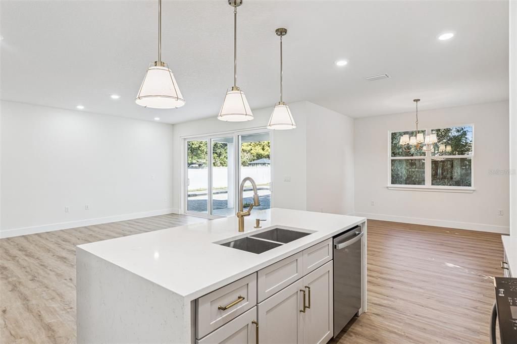 For Sale: $730,000 (4 beds, 2 baths, 2350 Square Feet)