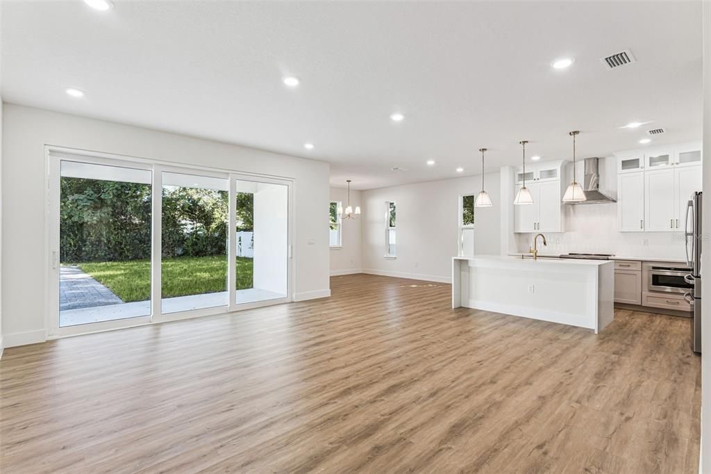 For Sale: $730,000 (4 beds, 2 baths, 2350 Square Feet)