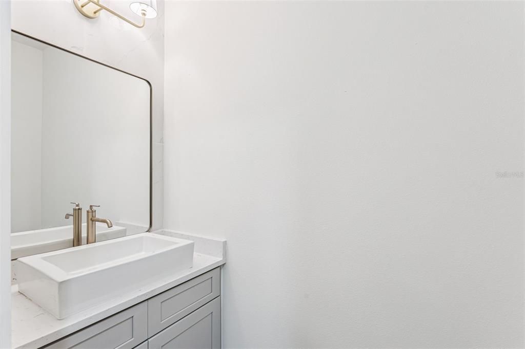 For Sale: $730,000 (4 beds, 2 baths, 2350 Square Feet)