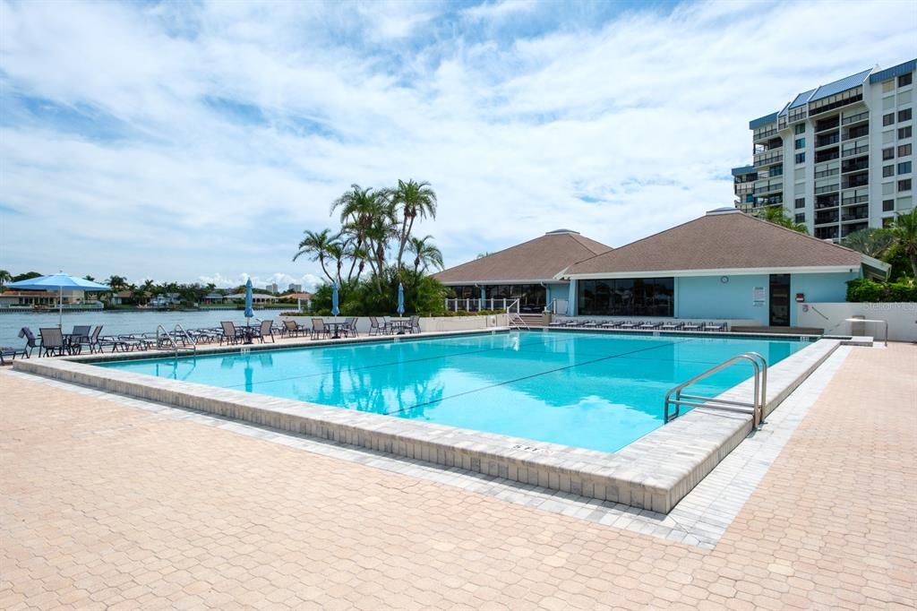 待售: $399,000 (2 贝兹, 2 浴室, 1160 平方英尺)